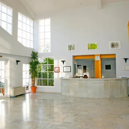 Ele La Perla Hotel 3*