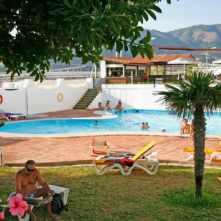 Hotel Ele La Perla